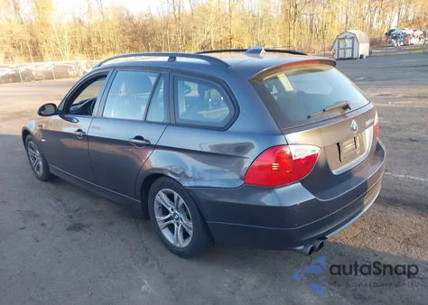 2008 BMW 328Xi из США, поврежденный, VIN WBAVT73548FZ37131